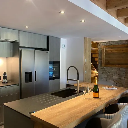 Neuf Du Pape Chalet