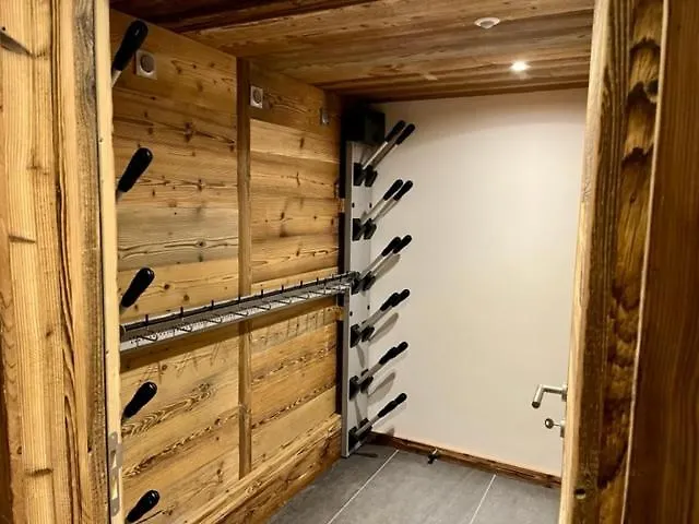 Neuf Du Pape Dağ evi